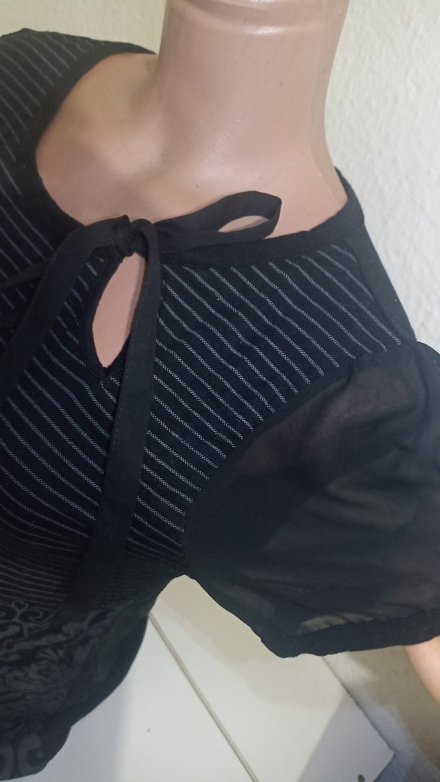 Siyah Piliseli Mini Gotik Kadın Bluz - Görsel 2