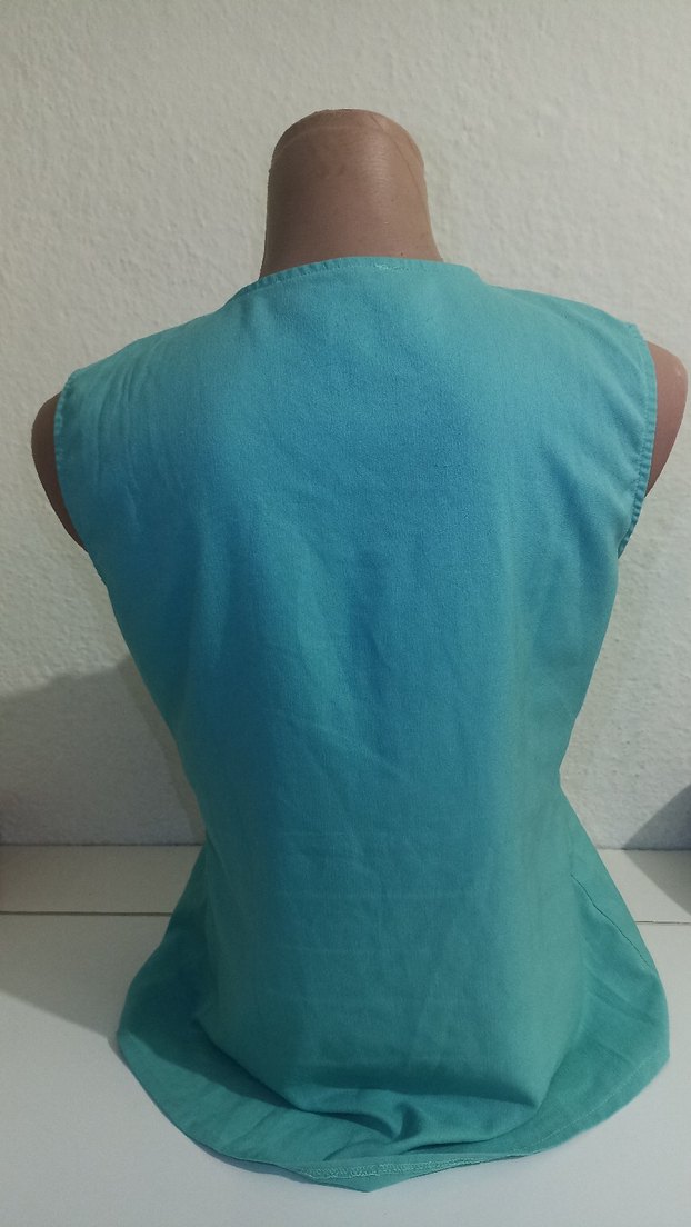 Fiyonk Detaylı Turkuaz V Yakalı Bluz - Görsel 2