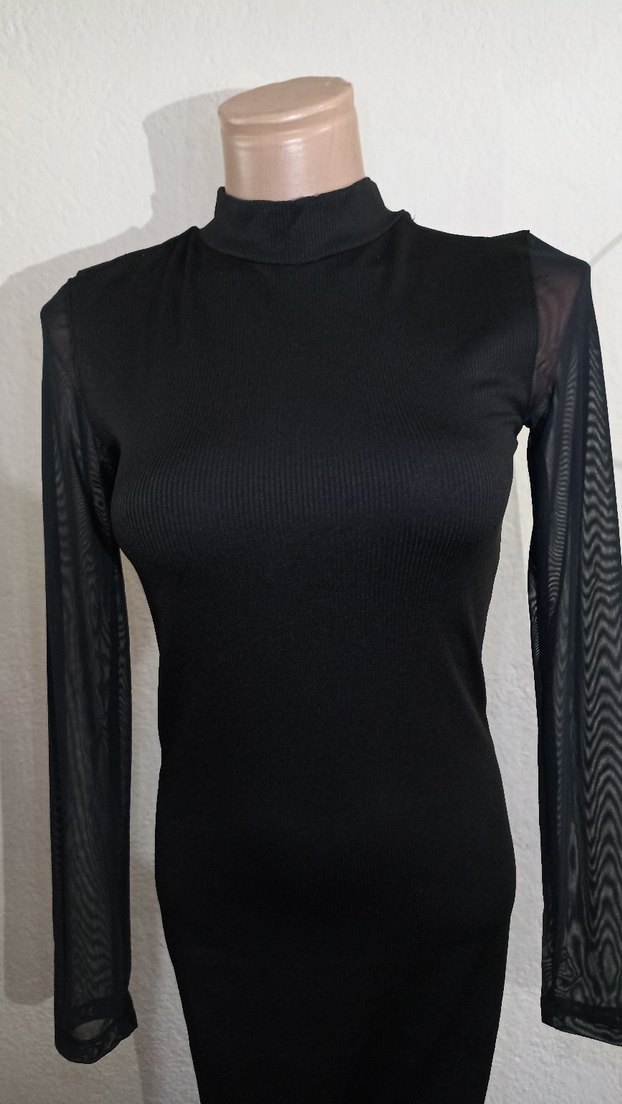 Trendyol marka Siyah arkası yırtmaçlı elbise - Görsel 2