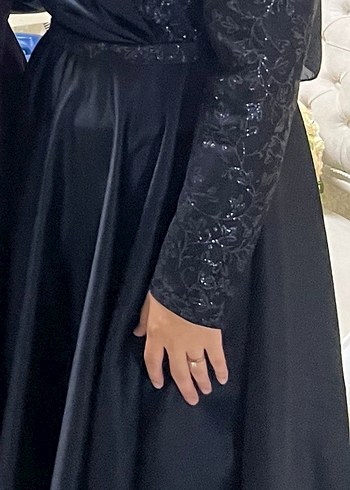 Uzun Siyah Gotik Nakışlı Kadın Abiye Elbise - Görsel 2