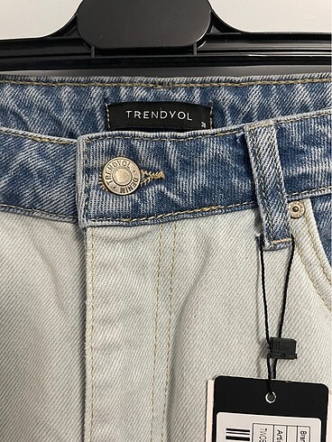Trendyol & Milla İki Renkli Denim Jeans Pantolon