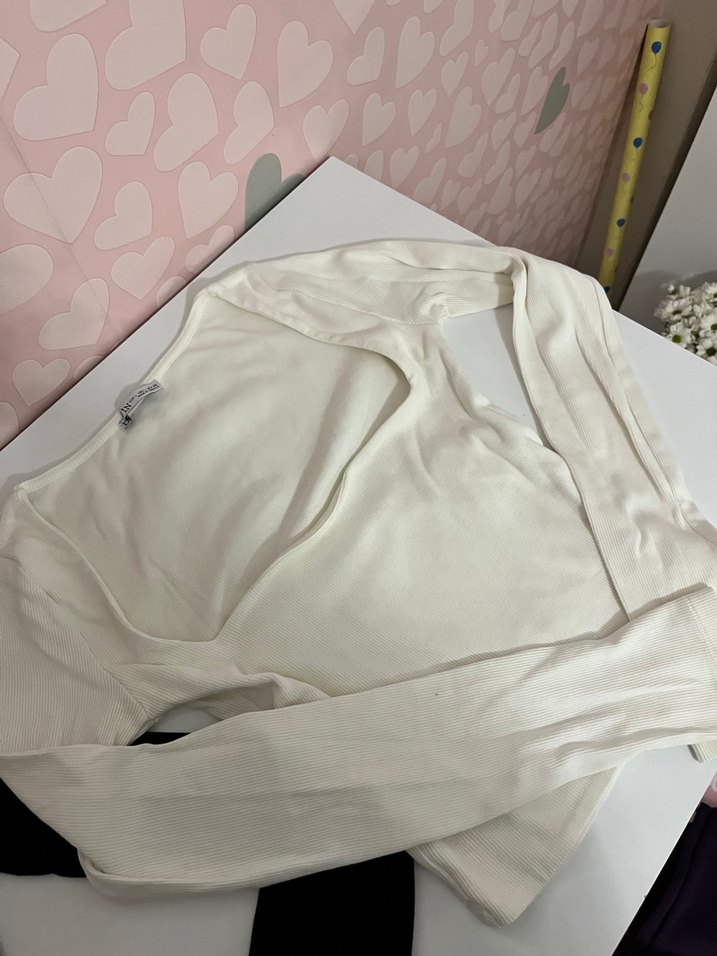 Beyaz Pamuklu Uzun Kollu Crop - Görsel 3