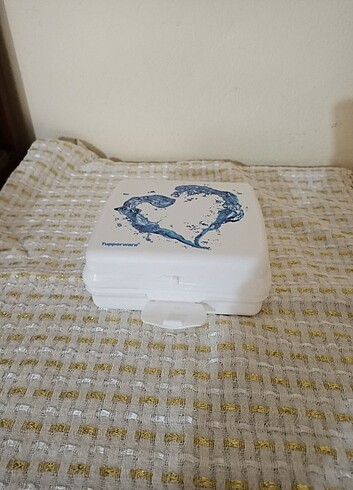 Tupperware sandviç kabı 