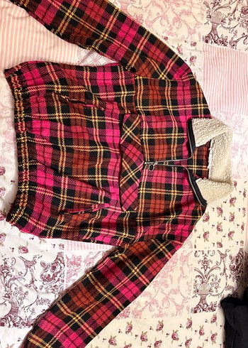 Pembe Ekose Fermuarlı Kadın Mont Kazak - Görsel 3