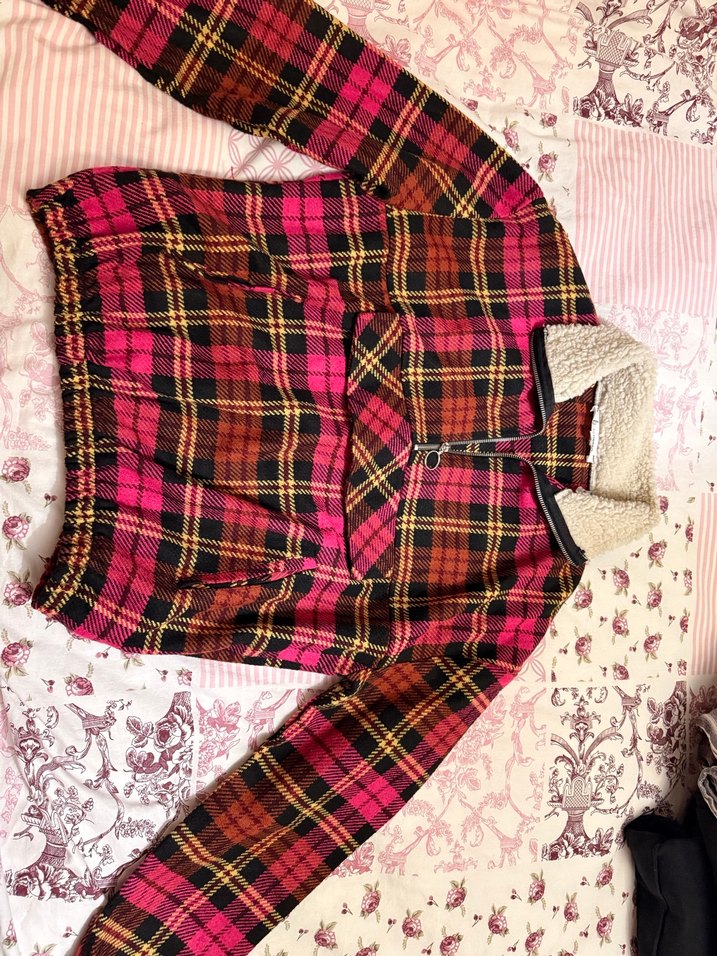 Pembe Ekose Fermuarlı Kadın Mont Kazak - Görsel 3