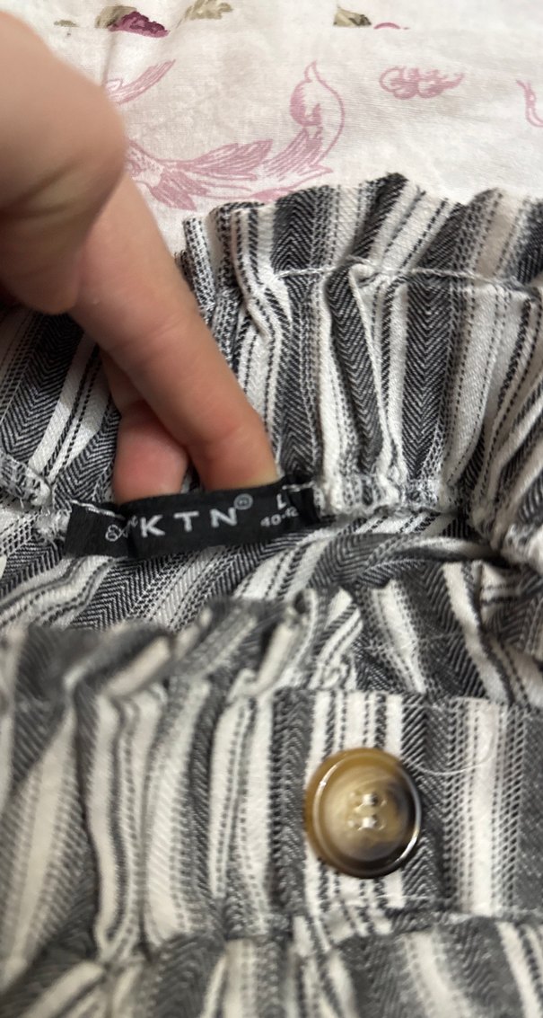 Düğmeli Gri Çizgili Bohem Kadın Pantolon - Görsel 5