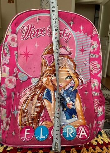 Winx ilkokul cantasi - Görsel 5