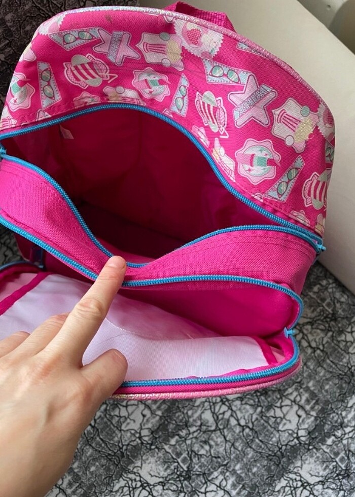 Winx ilkokul cantasi - Görsel 4