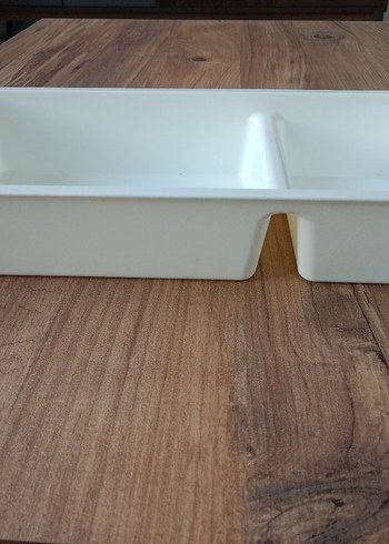 Beyaz Bölmeli Plastik Saklama Kabı