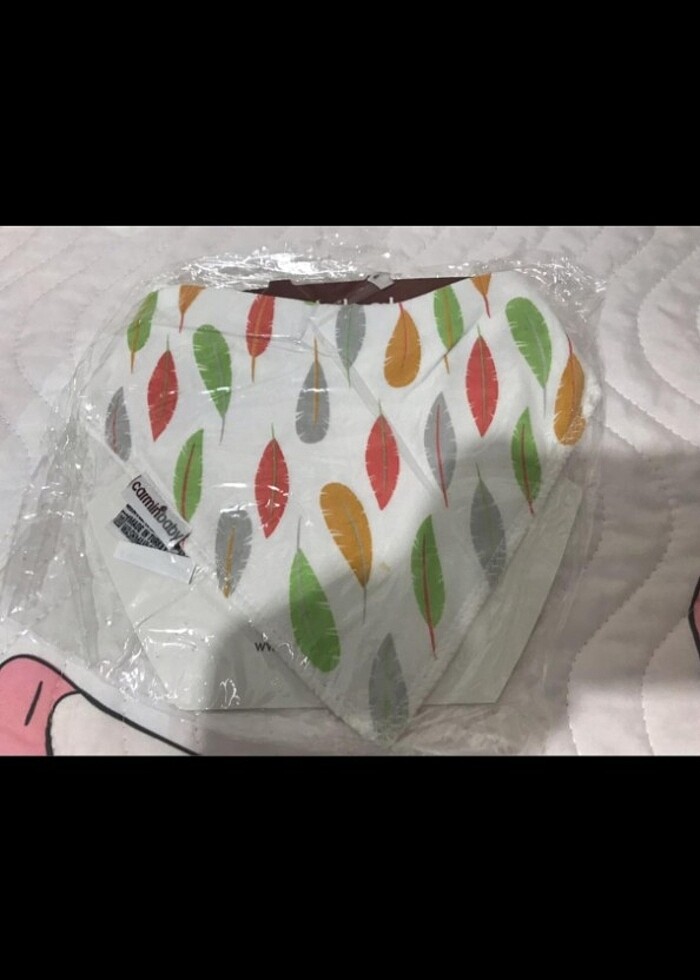 Üçgen Mama önlüğü - Görsel 2