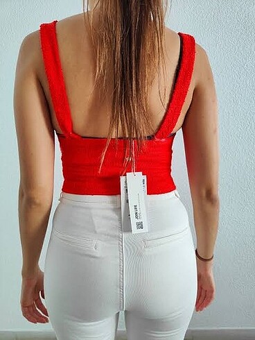 s Beden Zara etiketli tüvit büstiyer