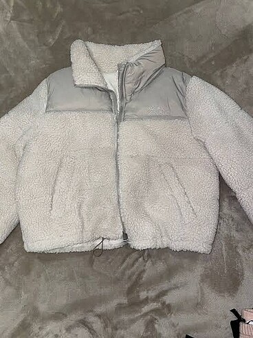 Pull and Bear Pull and bear etiketli tedy mont