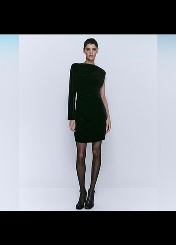 Massimo dutti etiketli kadife elbise