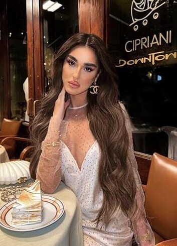 Zara etiketli parlak taşlı elbise