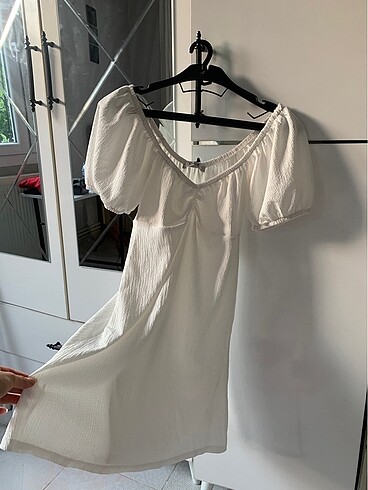 Beyaz mini elbise