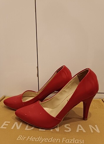 Diğer Fuşya stiletto