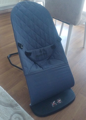 Mamma Mavi Bebek ana kucaği