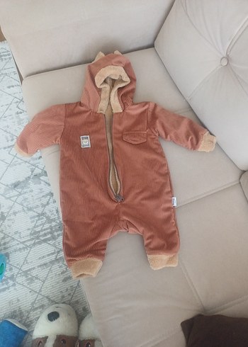 Kahverengi Kapüşonlu Bebek Tulumu