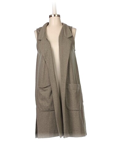 Stradivarius Yelek %70 İndirimli.