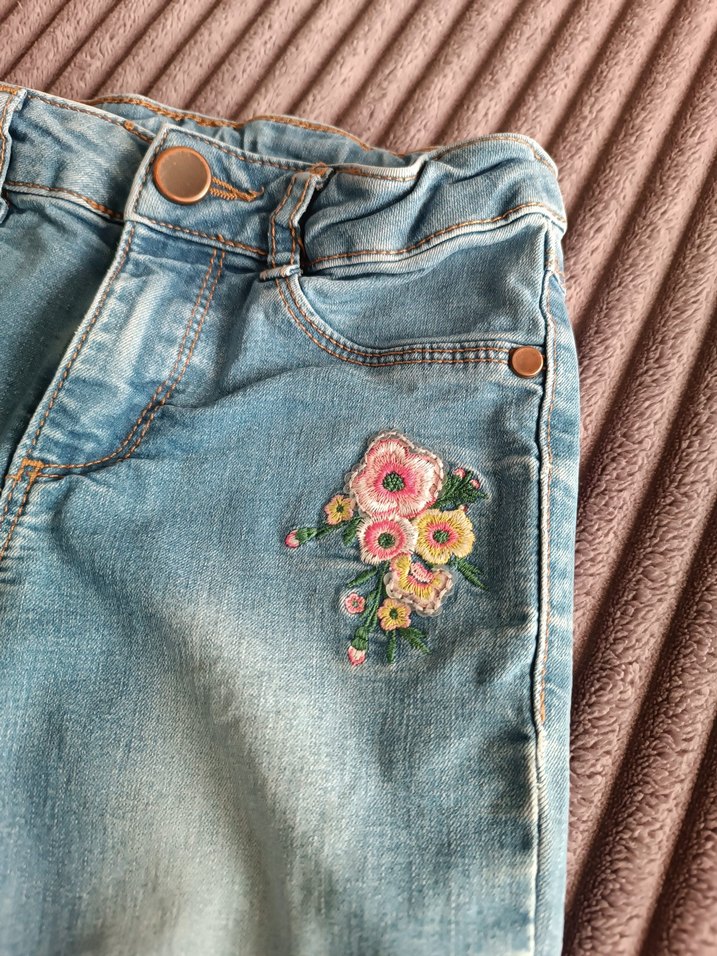 LC Waikiki Nakışlı Mavi Kız çocuk  Kot Pantolon - Görsel 2