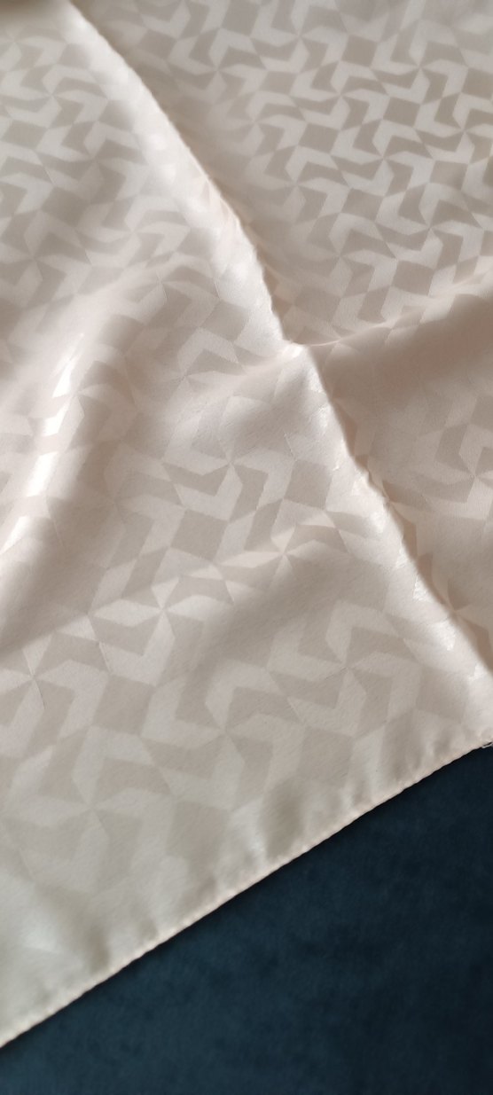 KADIN TEK RENK EŞARP HİNT İPEK MARKASI - Görsel 2