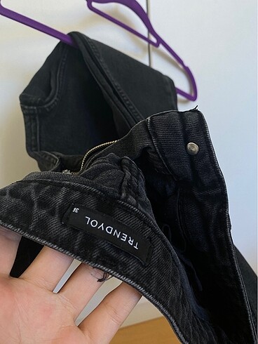 Trendyol & Milla Siyah jean