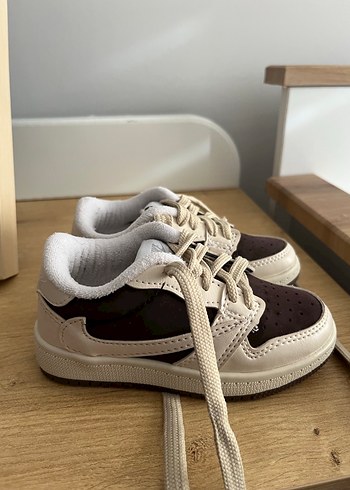 Erkek Çocuk Kahverengi Nike Spor Ayakkabı - Görsel 2