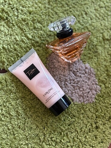 Lancome Lancome Tresor Parfum ve Losyon