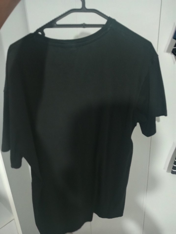 Siyah Baskılı Erkek Tişört - Görsel 2