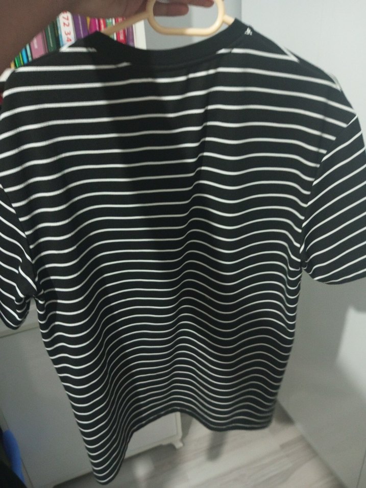 Erkek Siyah Çizgili Kısa Kollu Tişört - Görsel 2