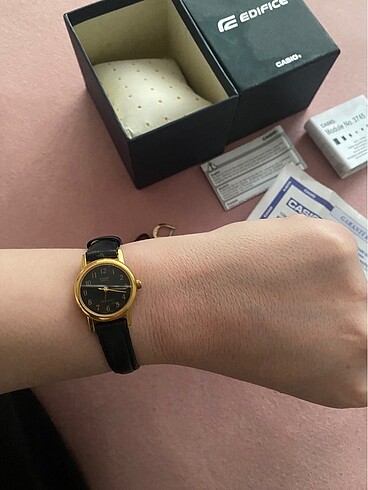  Beden siyah Renk Casio deri kordon saat