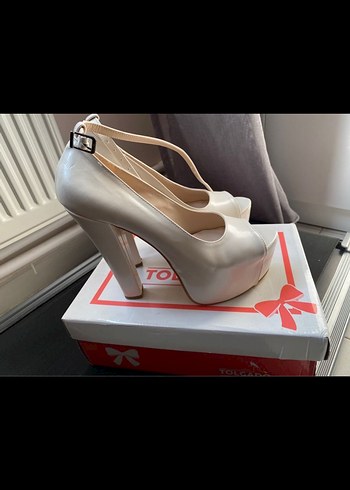 Beyaz Tokalı Yüksek Topuklu Kadın Abiye Ayakkabı. 15 cm topuklu - Görsel 7