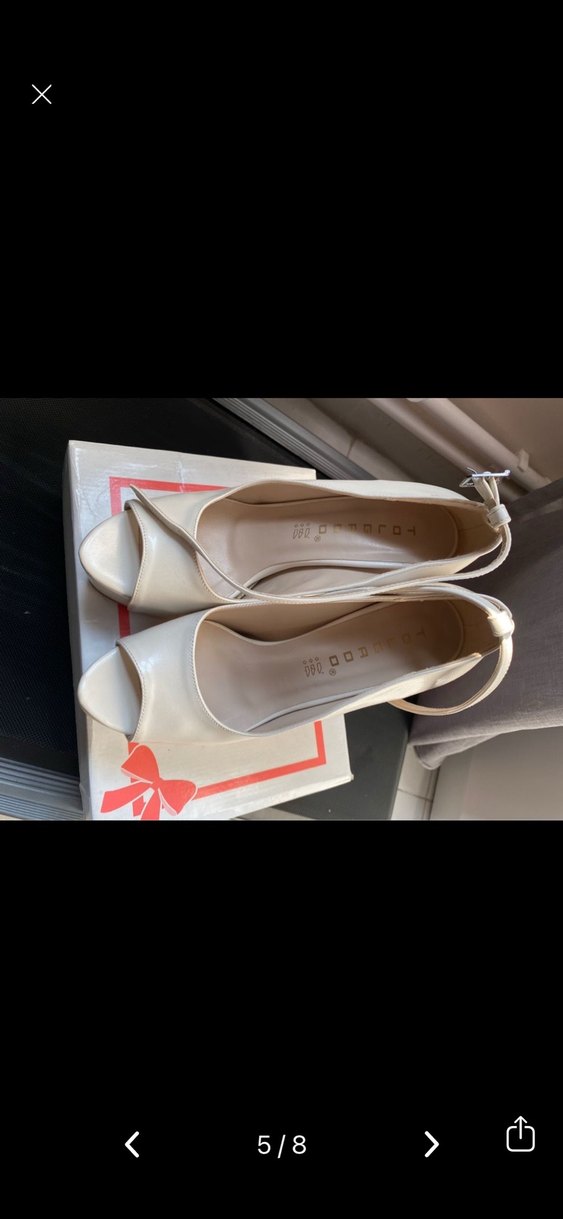 Beyaz Tokalı Yüksek Topuklu Kadın Abiye Ayakkabı. 15 cm topuklu - Görsel 5