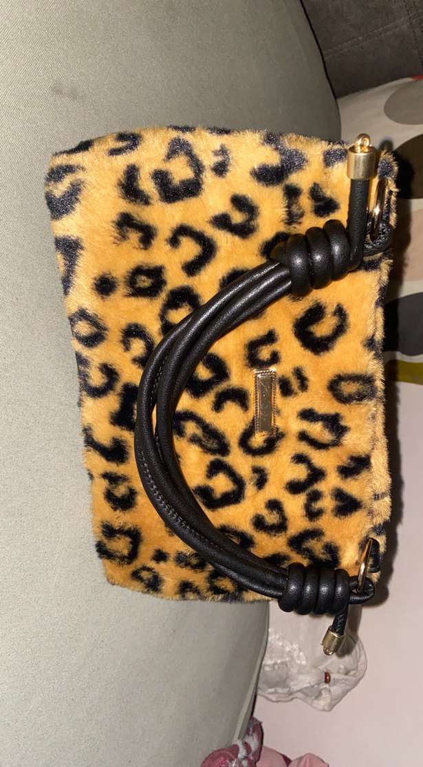 Kahverengi Leopar Desenli Kadın Kürklü Çanta - Görsel 2