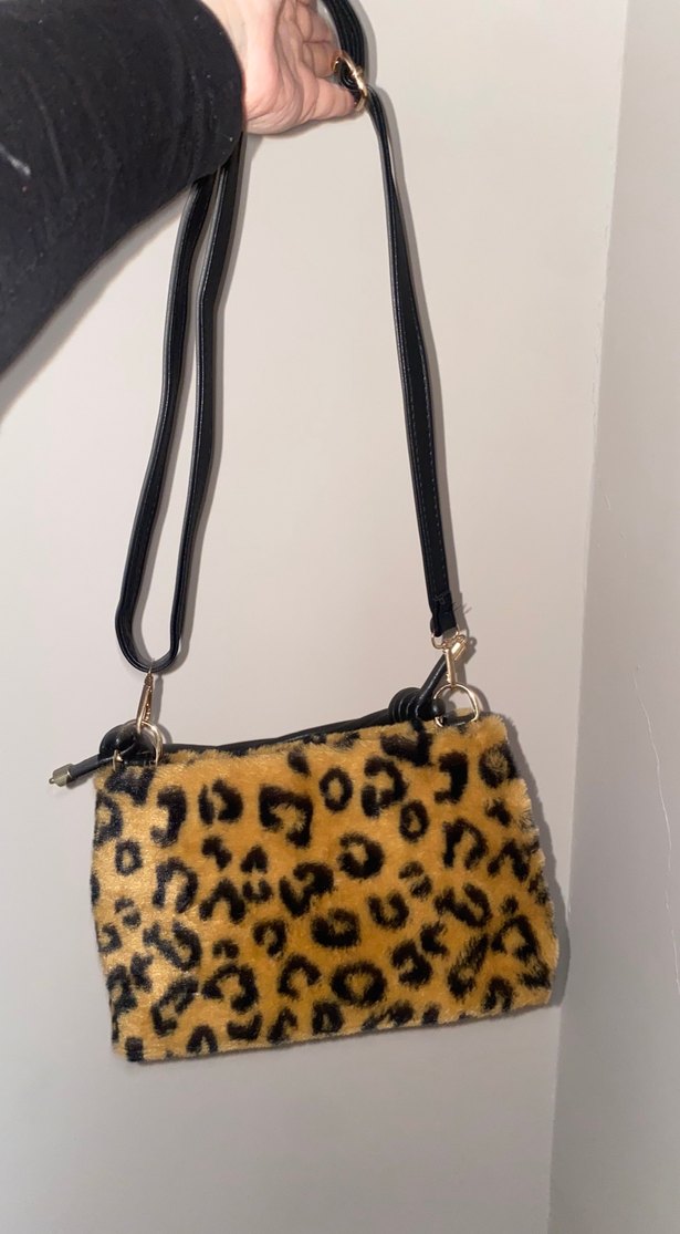 Kahverengi Leopar Desenli Kadın Kürklü Çanta - Görsel 5