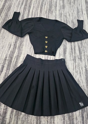 Siyah Pilili Mini Gotik Etek takım