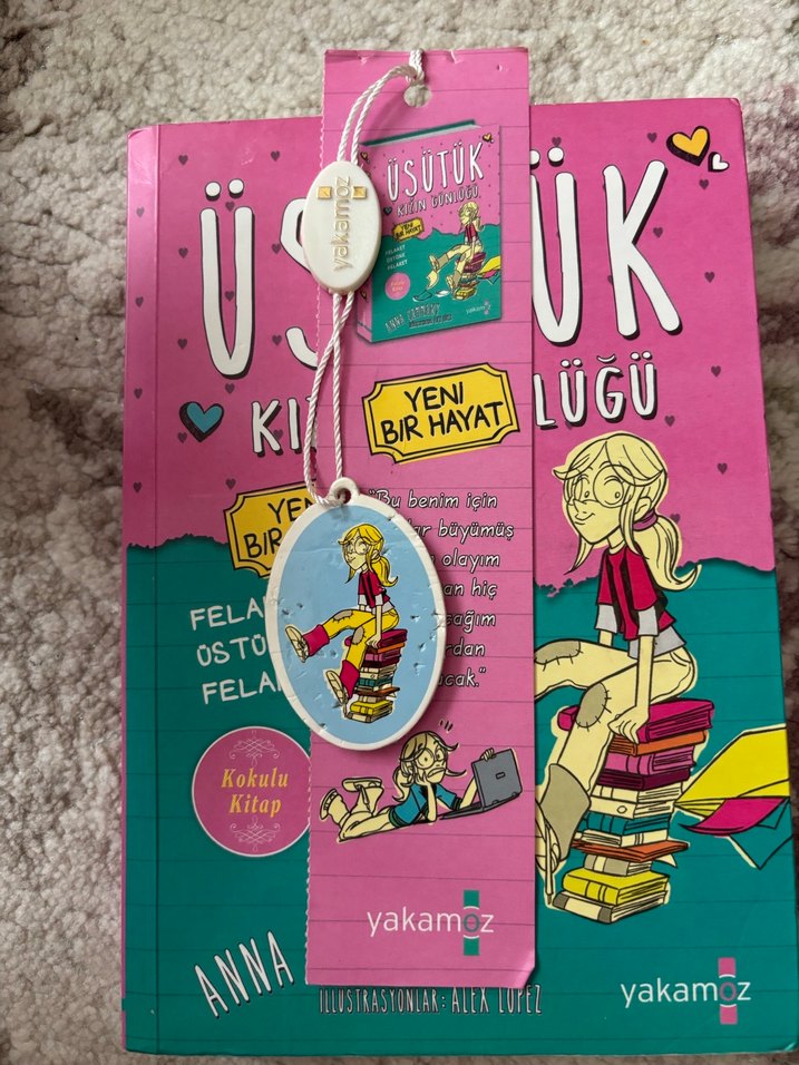 Üsütük Kızın Günlüğü - Kokulu Kitap - Görsel 3