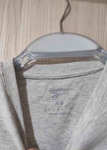 Reebok Gri Reebok Baskılı Kız Tişörtü