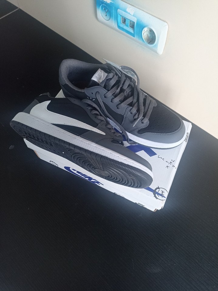 Travis Scott X Air Jordan 1 Low Og Black-Grey - Görsel 4