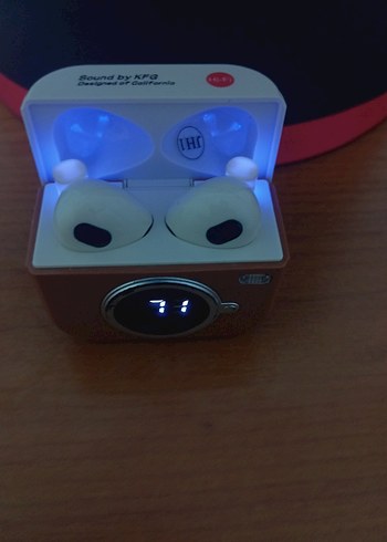 Bej Kamera Tasarımlı Kablosuz Kulaklık - Görsel 3