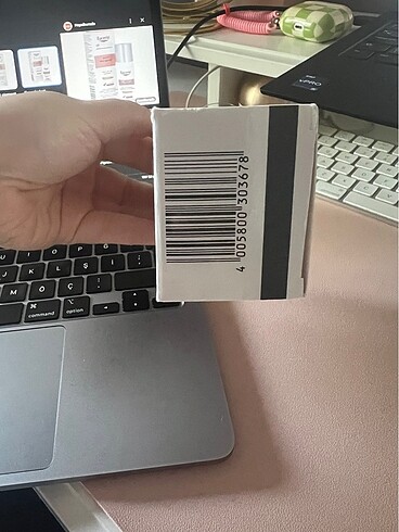 Beden Renk Eucerin renkli krem