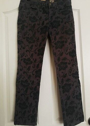 Mudo kabartma desenli pantolon  - Görsel 2
