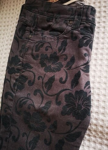 Mudo kabartma desenli pantolon  - Görsel 7