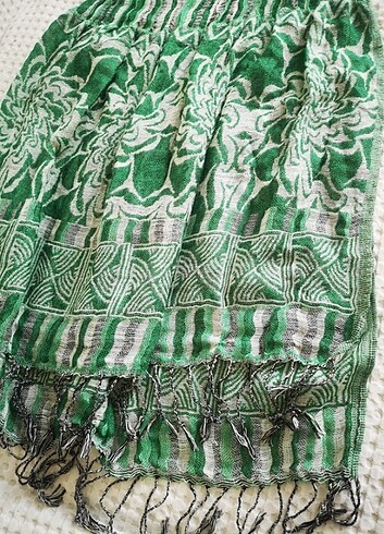Yeşil desenli uzun şal - Görsel 6