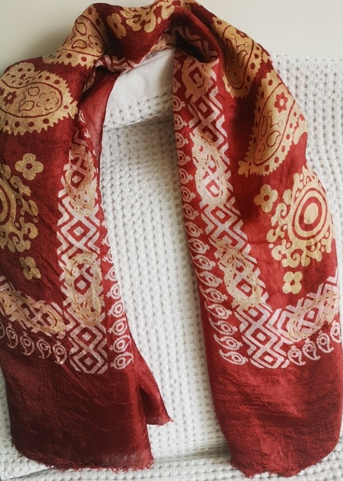 Desenli, kare şal/eşarp - Görsel 5