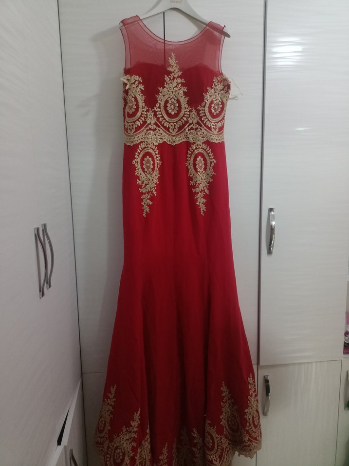 Nakışlı Kırmızı Uzun Abiye Elbise - Görsel 2