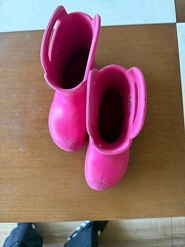 Crocs Kız çocuk yağmur çizmesi
