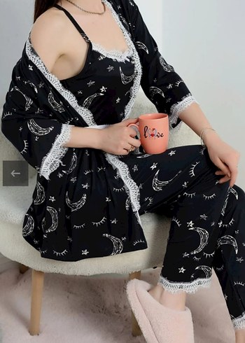Bohem Siyah Desenli Mini Kadın Pijama Takımı