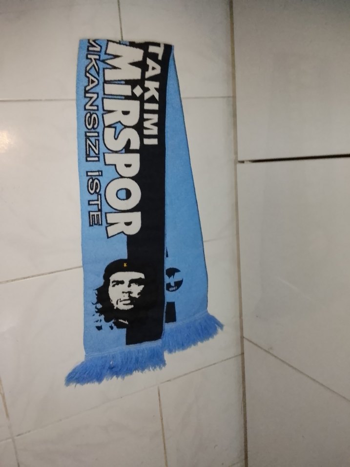 Adana Demirspor Che Guevara atkısı koleksiyonluk bir üründür - Görsel 3