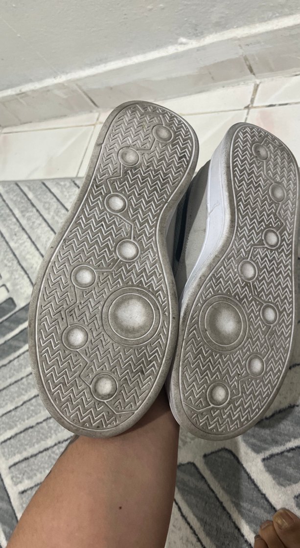 Gri Kadın Bağcıklı Spor Ayakkabı - Görsel 3